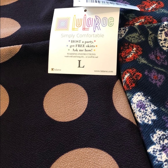 🌈Lot of 4 Beautiful Pencil Skirts🌈 - Picture 6 of 6